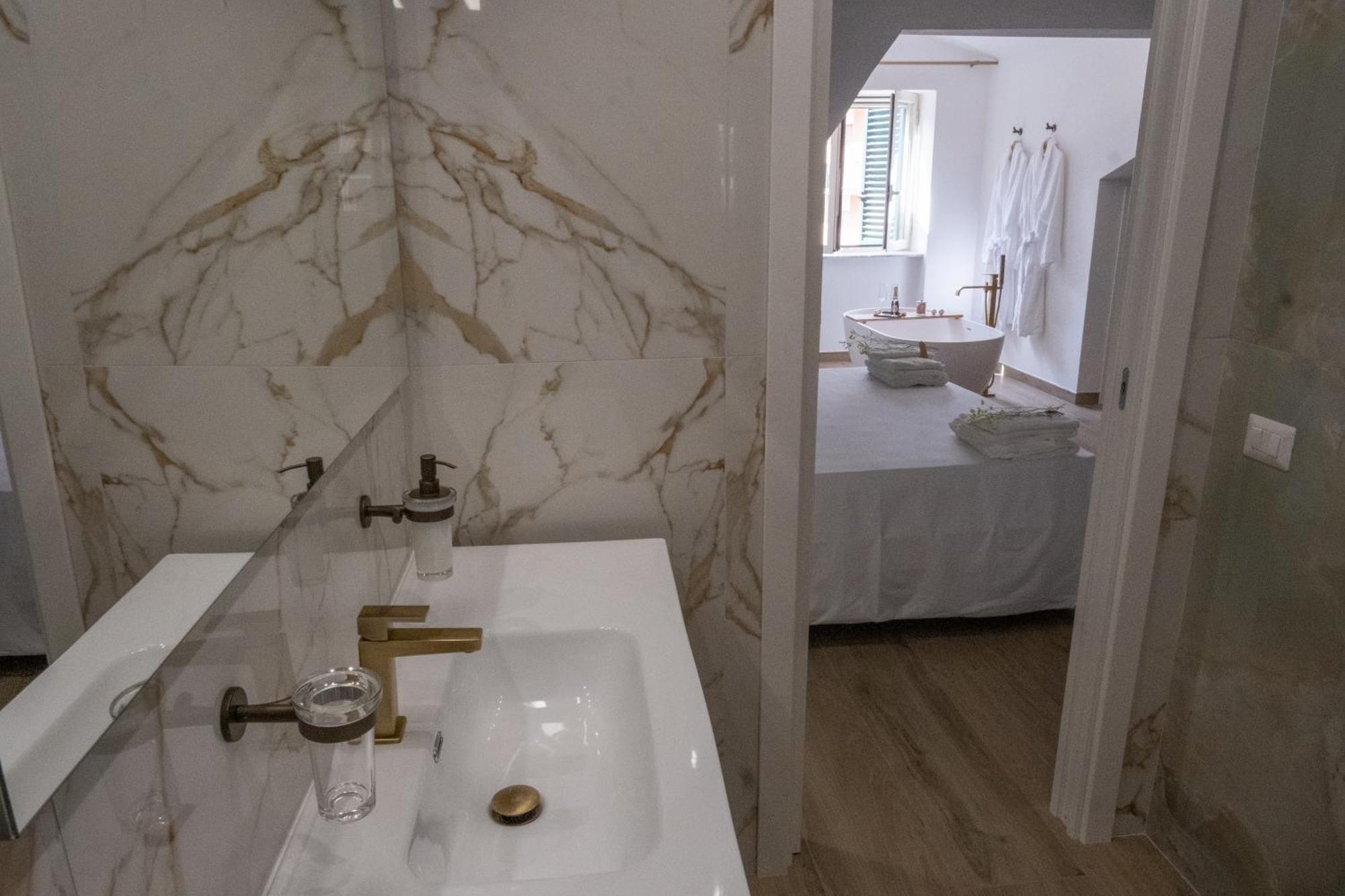 Coraline Deluxe Rooms Castellammare di Stabia Exteriör bild